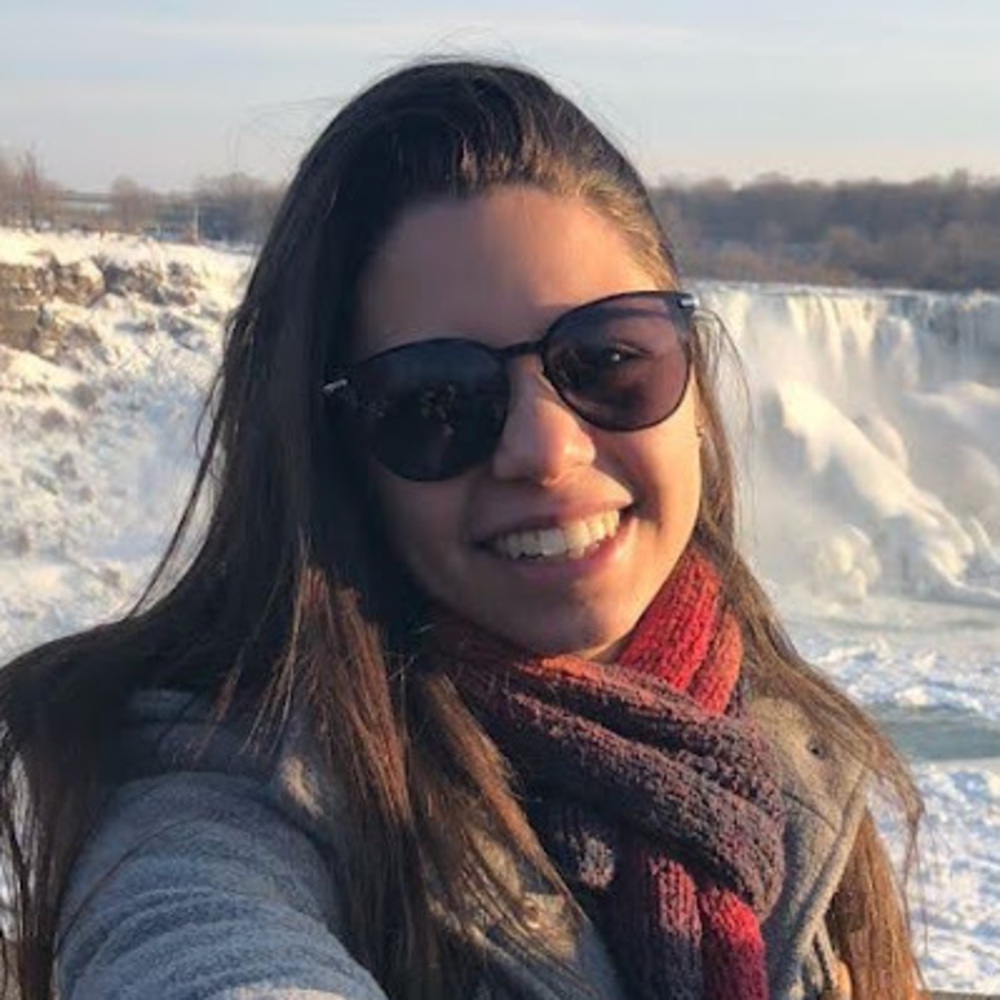 Meet your Posher, Julia